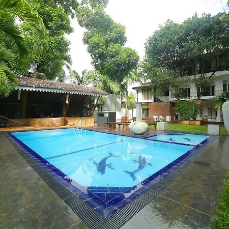 Hostel City Hub Colombo Airport คาตุนายากา ภายนอก รูปภาพ