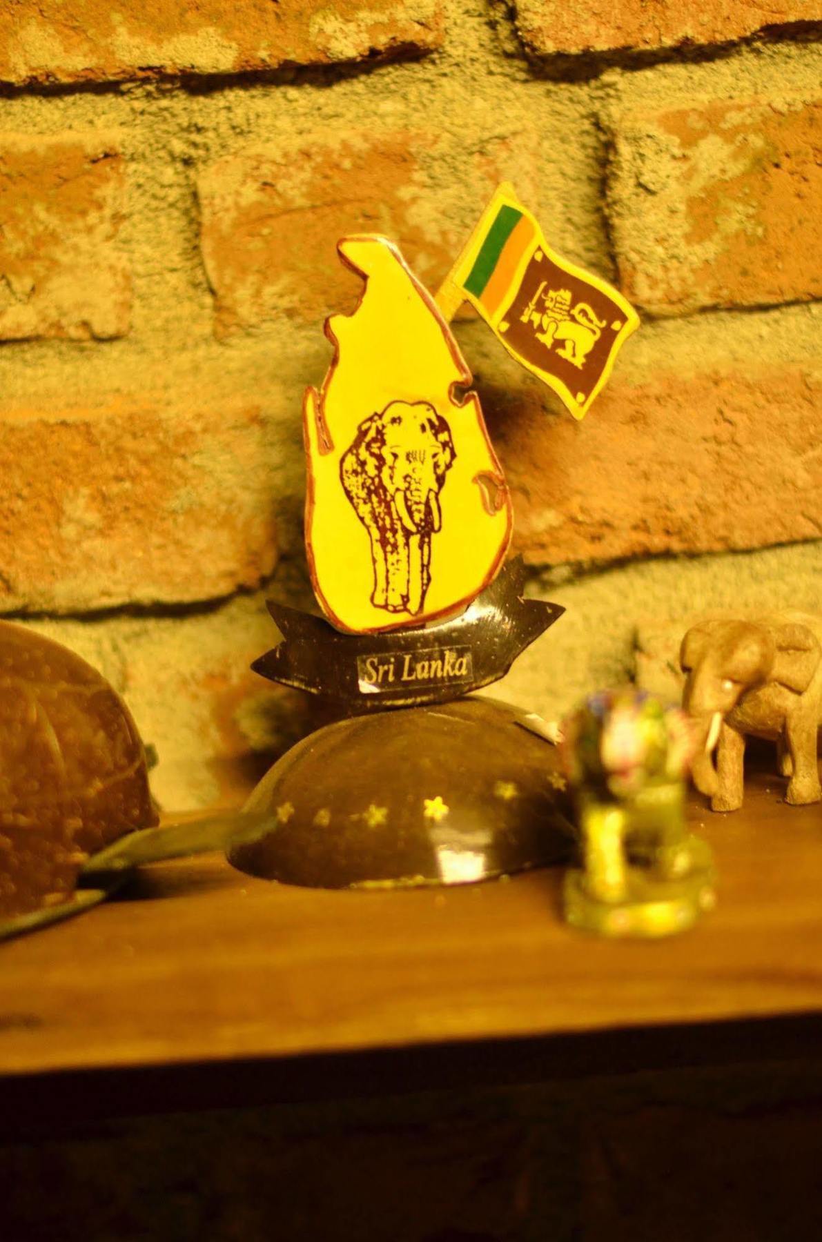 Hostel City Hub Colombo Airport คาตุนายากา ภายนอก รูปภาพ